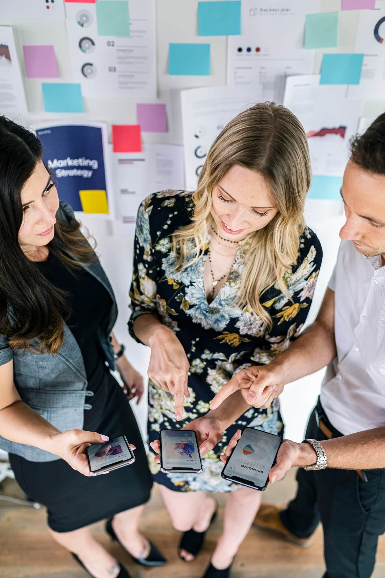 Clientes reales usando soluciones digitales
